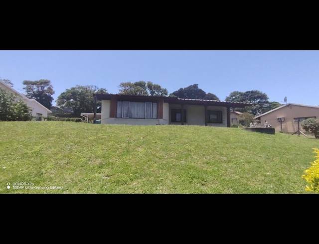 3 BEDROOM HOUSE FOR SALE IN OSLO BEACH